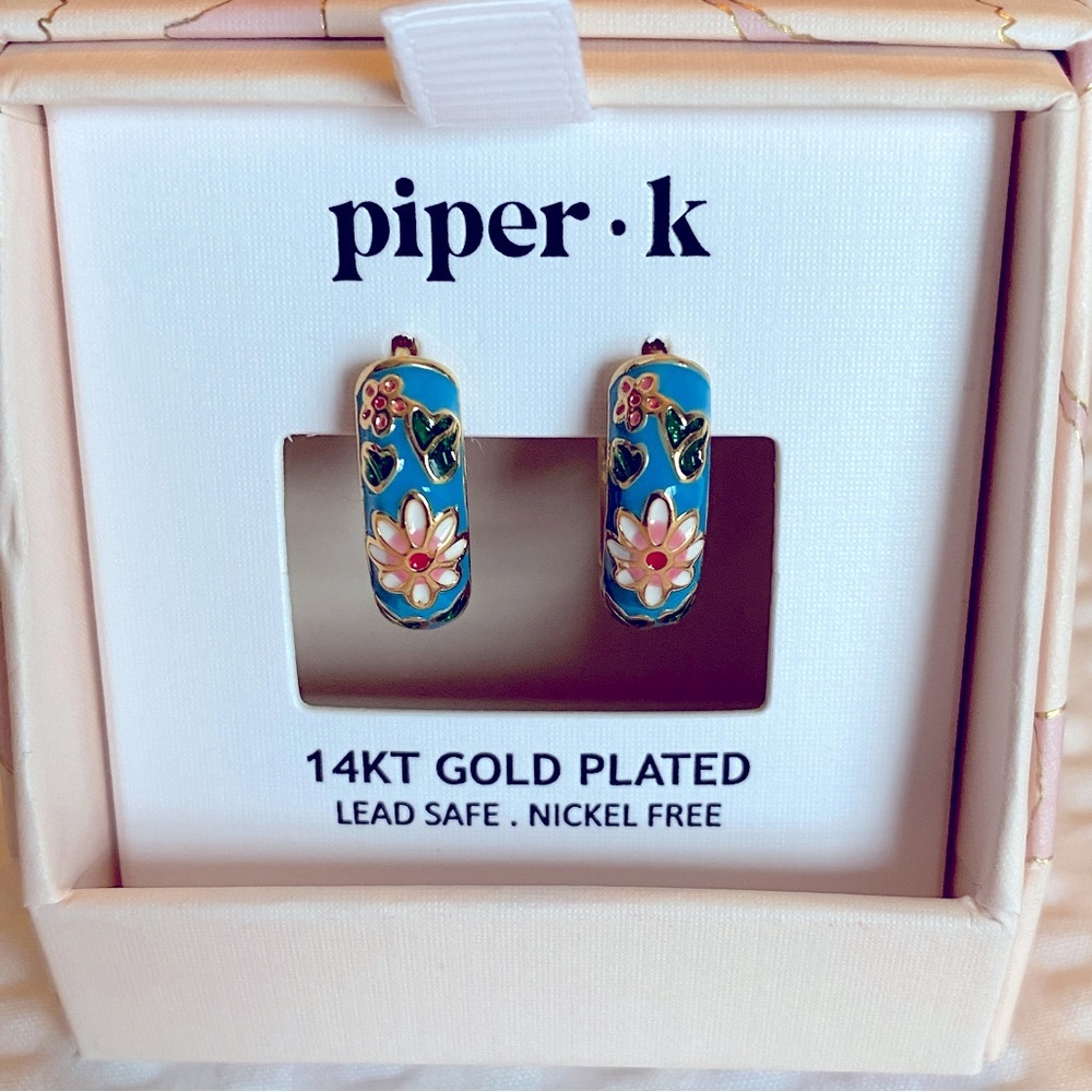 NWT Piper K Gold Plated Floral Earrings - Blue Pink Gold